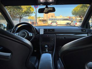 Audi RS4 2008 Avant-thumb-10