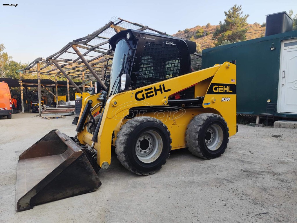 Φορτωτάκι Gehl 2023 R260