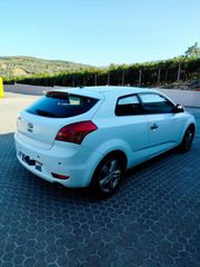 Kia Ceed / cee'd 2009-thumb-3