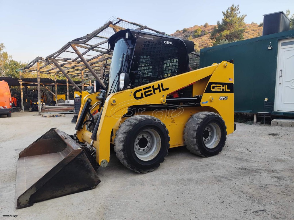 Εκσκαφάκι (διαβολάκι) Gehl 2023 R260