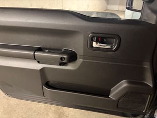 Suzuki Jimny 2022 Turbo-thumb-11