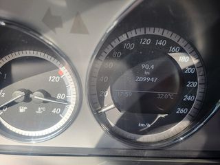 Mercedes-Benz C 180 2009 C180  1.6  KOMPRESSOR BLUE EFFICIENCY 156 PS-thumb-79