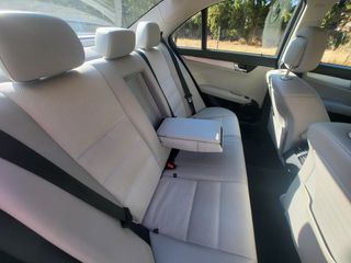Mercedes-Benz C 180 2009 C180  1.6  KOMPRESSOR BLUE EFFICIENCY 156 PS-thumb-24