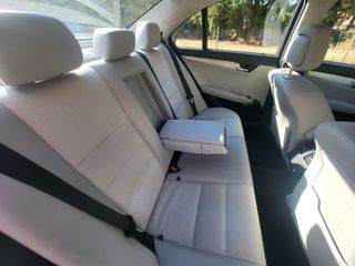 Mercedes-Benz C 180 2009 C180  1.6  KOMPRESSOR BLUE EFFICIENCY 156 PS-thumb-25