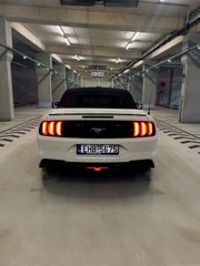 Ford Mustang 2019-thumb-5