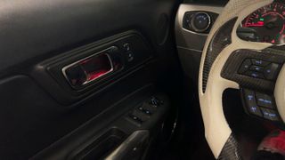 Ford Mustang 2019-thumb-20