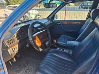 Mercedes-Benz E 250 1986 Diesel 250D Klima..!!-thumb-8