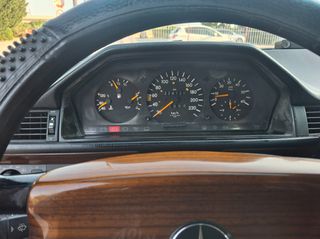 Mercedes-Benz E 250 1986 Diesel 250D Klima..!!-thumb-11
