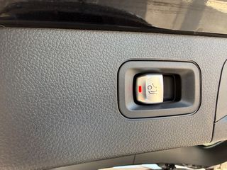 Mercedes-Benz GLC 300 2022 AMG LINE/4MATIC/9G-TRONIC/-thumb-47