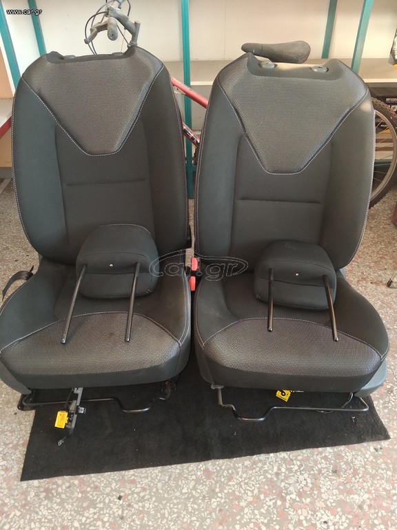 Καθίσματα Clio 13'-19'