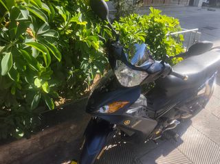 Yamaha CRYPTON-X135 2010 SPECIAL EDITION-thumb-1