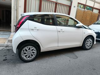 Toyota Aygo 2019 FULL EXTRA-thumb-1