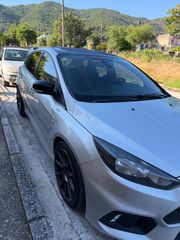 Ford Focus 2017 St line-thumb-3