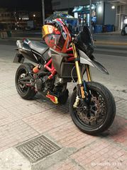 Aprilia Dorsoduro 750 2011