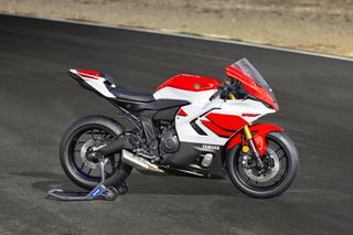 Yamaha YZF - R 7 2026 ΕΤΟΙΜΟΠΑΡΑΔΟΤΗ! R7 Anniversary White-thumb-15