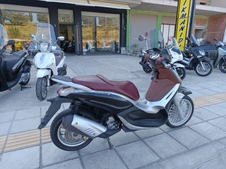 Piaggio Beverly 300i 2015-thumb-1