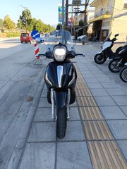 Piaggio Beverly 300i 2015-thumb-4