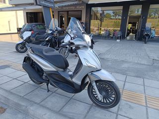 Piaggio Beverly 300i 2017-thumb-1
