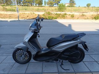 Piaggio Beverly 300i 2017-thumb-2