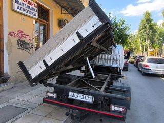 Ανατροπή Toyota 2013 DYNA 150-thumb-6