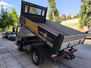 Ανατροπή Toyota 2013 DYNA 150-thumb-16