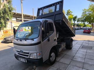 Ανατροπή Toyota 2013 DYNA 150-thumb-18