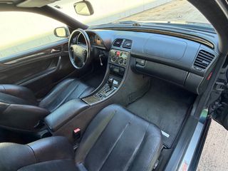 Mercedes-Benz CLK 200 2002-thumb-8