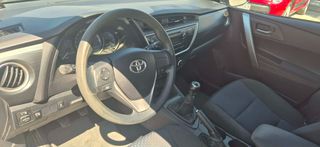 Toyota Auris 2013 1.4 D-4D DIESEL-thumb-9