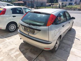 Ford Focus 2003-thumb-5