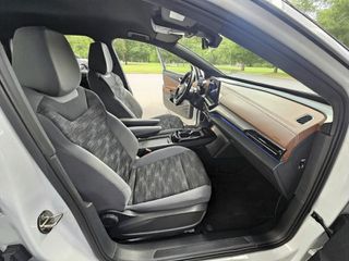 Volkswagen ID.5 2023 Pro Electric 77kWh - 174hp - Automatic-thumb-14