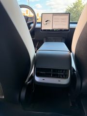 Tesla Model 3 2023 RWD PEARL WHITE-thumb-5