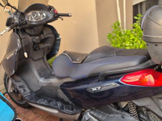 Piaggio X7 2010-thumb-4