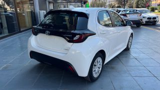 Toyota Yaris 2022 HYBRID AUTOMATIC CARMAX - 3 ΧΡΟΝΙΑ ΔΩΡΕΑΝ SERVICE-thumb-3