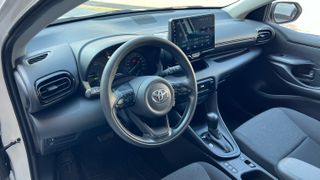 Toyota Yaris 2022 HYBRID AUTOMATIC CARMAX - 3 ΧΡΟΝΙΑ ΔΩΡΕΑΝ SERVICE-thumb-5