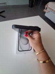 apple iphone 15-thumb-6