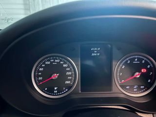 Mercedes-Benz 180 2015 C180