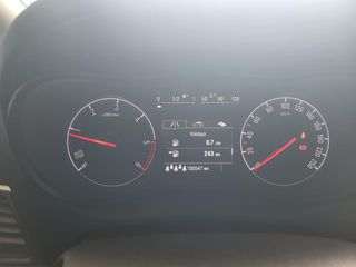 Opel Zafira 2018 Edition 1.6lt CDTi S/S ecoFLEX®, 134hp -  Blue Injection-thumb-8