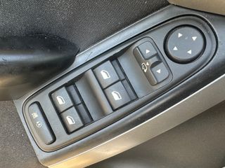 Citroen C4 Grand Picasso 2013 EXCLUSIVE-thumb-6