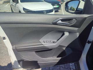 Volkswagen T-Cross 2019-thumb-29