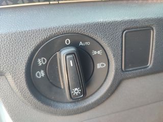 Volkswagen T-Cross 2019-thumb-25