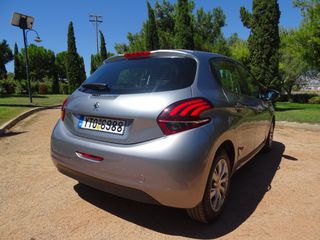 Peugeot 208 2019-thumb-8