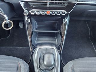 Peugeot 2008 2020 1.2cc 131PS-NAVI KLIMA KAMERA XENON LED-thumb-18