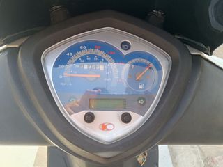 Kymco Agility 150 2013-thumb-7