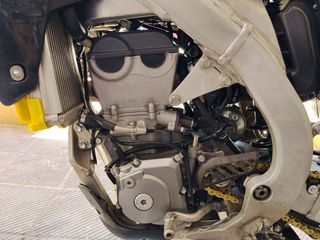 Suzuki RMZ 450 2025-thumb-2