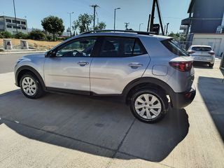 Kia Stonic 2022 1.2 84 HP GL Inmotion-thumb-6