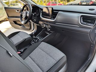 Kia Stonic 2022 1.2 84 HP GL Inmotion-thumb-16