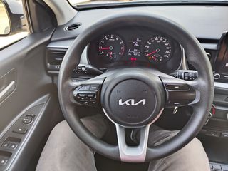 Kia Stonic 2022 1.2 84 HP GL Inmotion-thumb-12