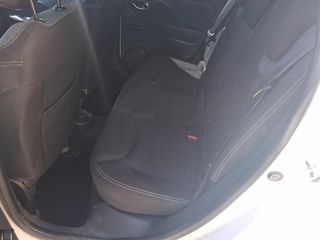Renault Clio 2013-thumb-8