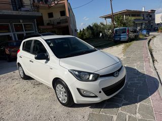 Hyundai i 20 2014 1.1 DIESEL 80ps-thumb-2