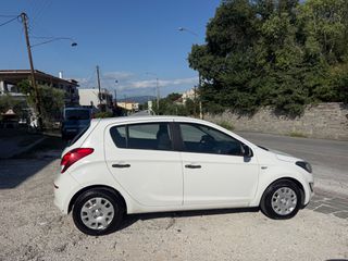 Hyundai i 20 2014 1.1 DIESEL 80ps-thumb-5